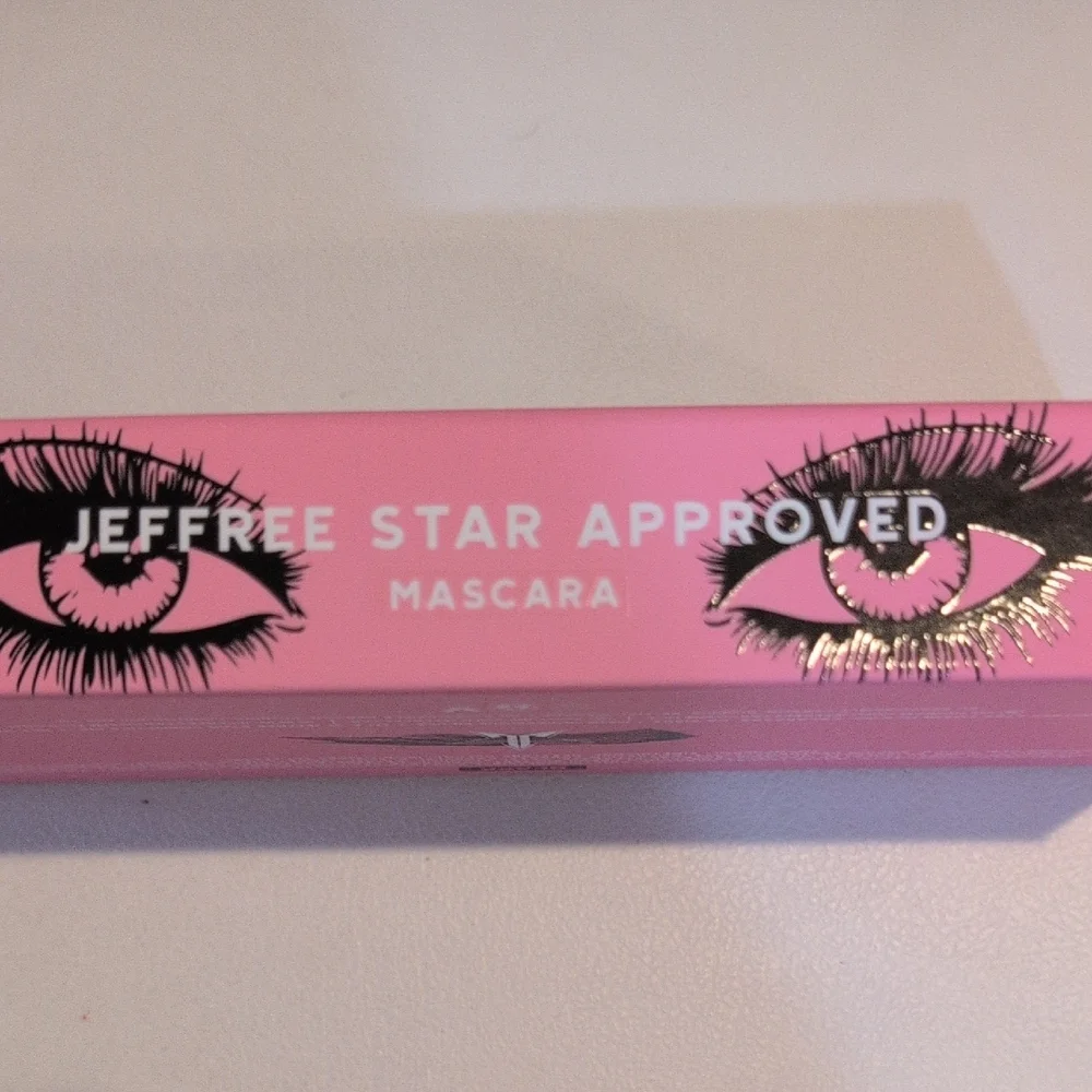 Jeffree Star Pink Mascara